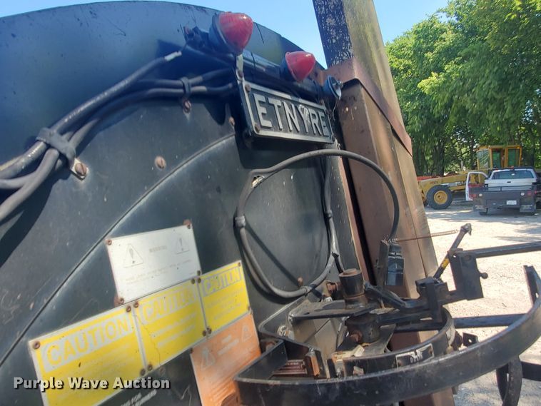 image for item JM9623 Entyre Black Topper  oil distributor tank bed