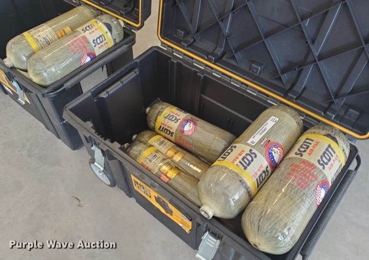 image for item JM9626 (14) Scott SCBA bottles