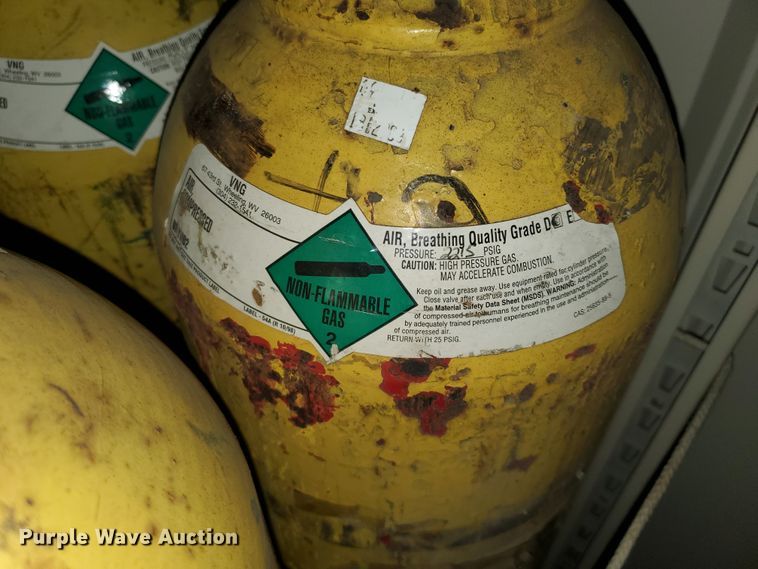 image for item JM9627 Four bottle cascade air system