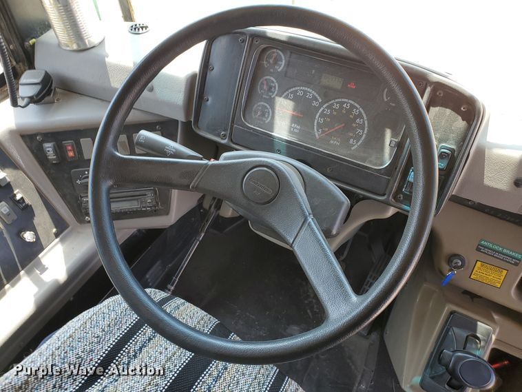 image for item JM9677 2007 Freightliner Thomas  school bus