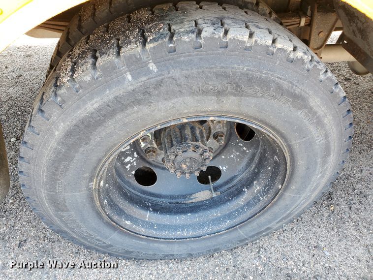 image for item JM9677 2007 Freightliner Thomas  school bus