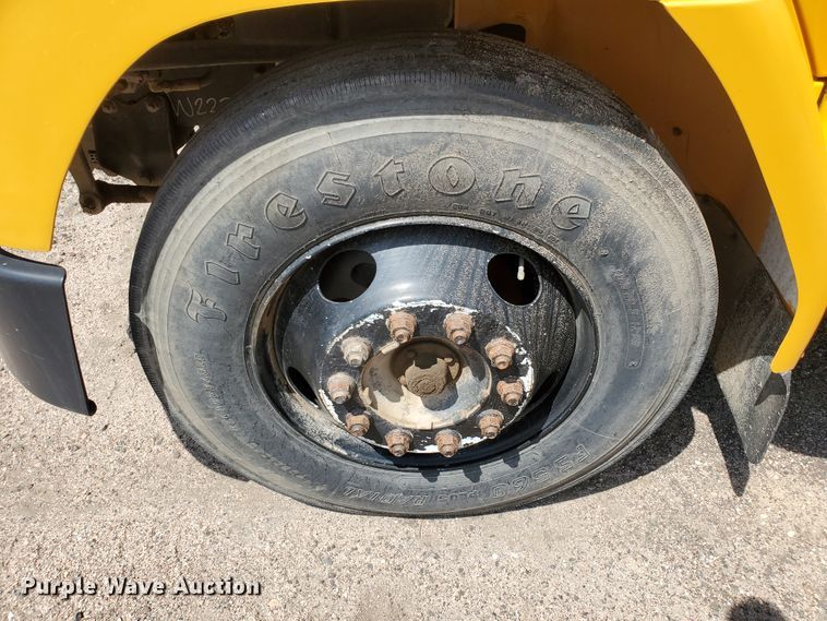 image for item JM9677 2007 Freightliner Thomas  school bus