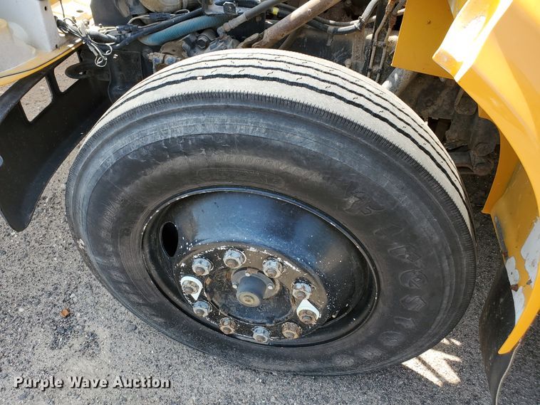 image for item JM9683 1997 International 3800 AmTran  school bus