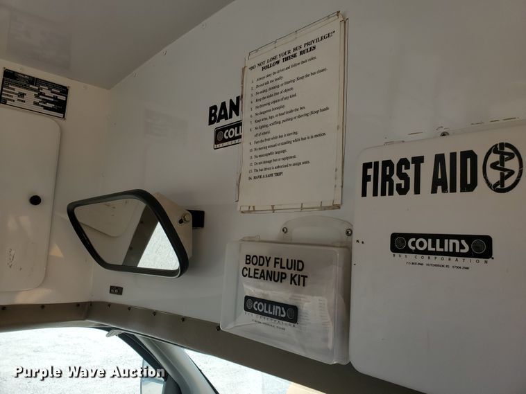 image for item JM9702 2001 Chevrolet Express 3500 Cargo  school bus