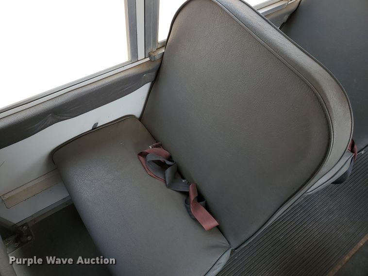 image for item JM9702 2001 Chevrolet Express 3500 Cargo  school bus