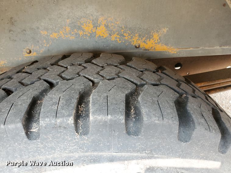 image for item JM9702 2001 Chevrolet Express 3500 Cargo  school bus