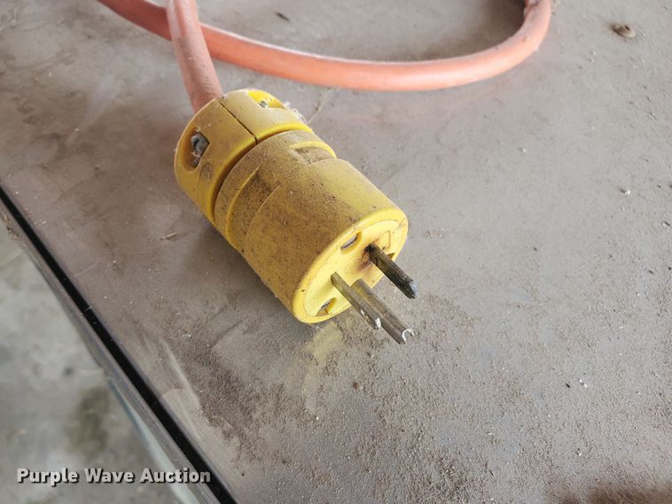 image for item JM9707 (3) popcorn machines