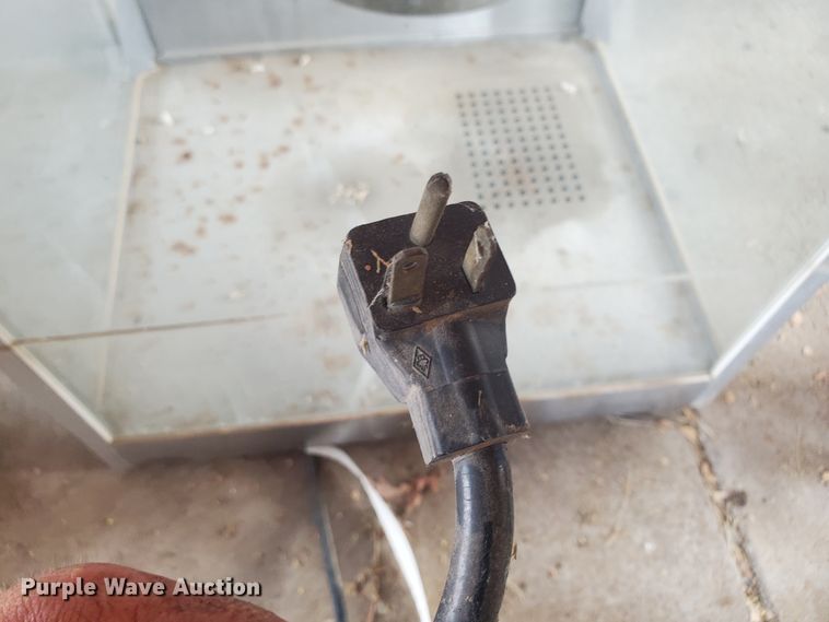 image for item JM9707 (3) popcorn machines