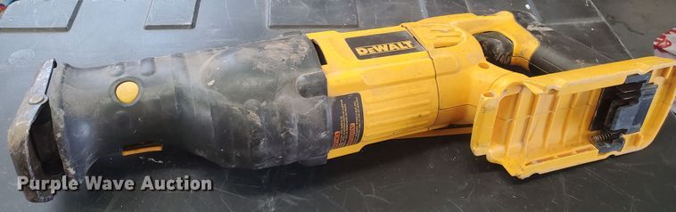 image for item JM9712 DeWalt  tools