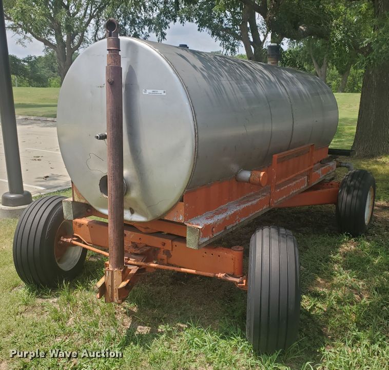 image for item JM9721 Tank trailer