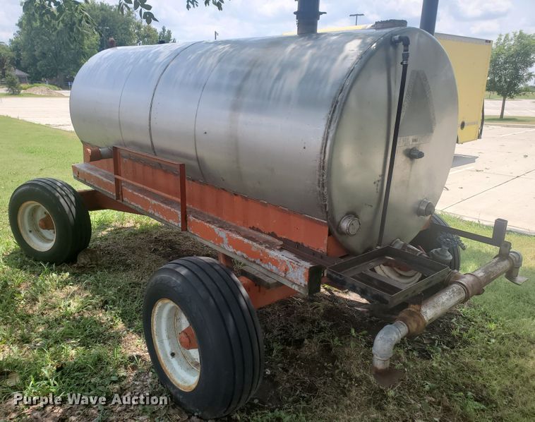 image for item JM9721 Tank trailer