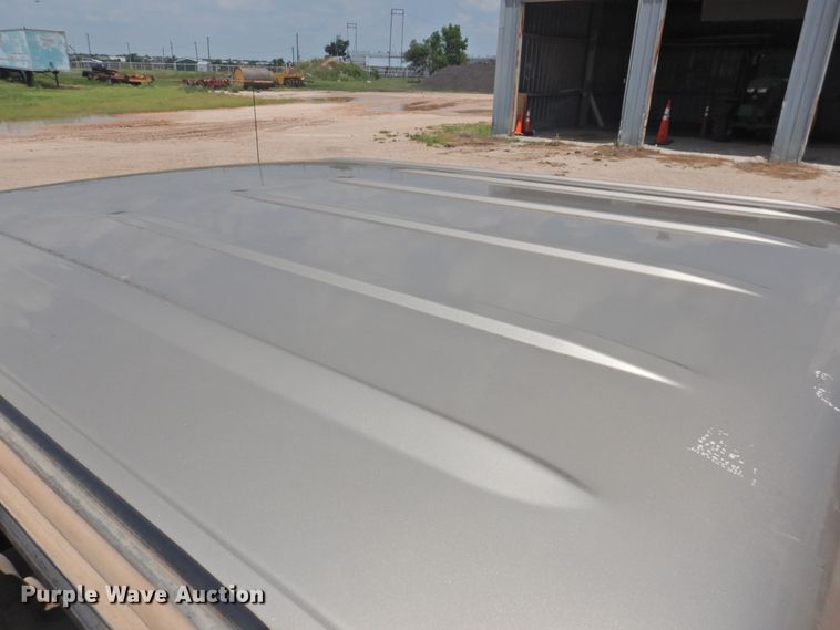 image for item JX9920 2005 Chevrolet Silverado 1500  Crew Cab pickup truck