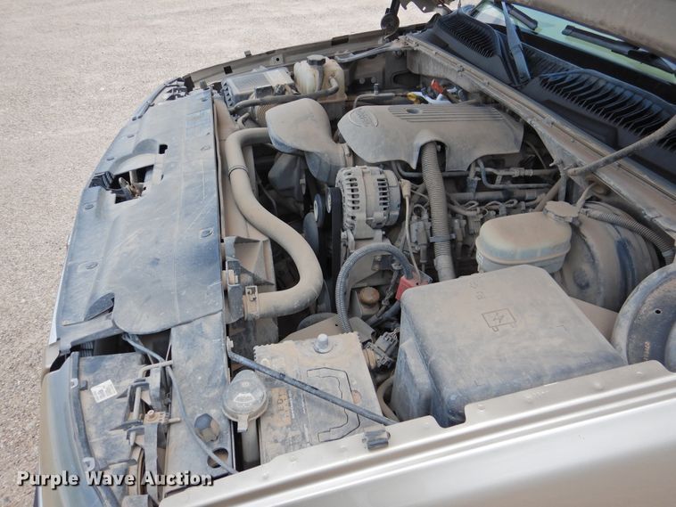 image for item JX9920 2005 Chevrolet Silverado 1500  Crew Cab pickup truck