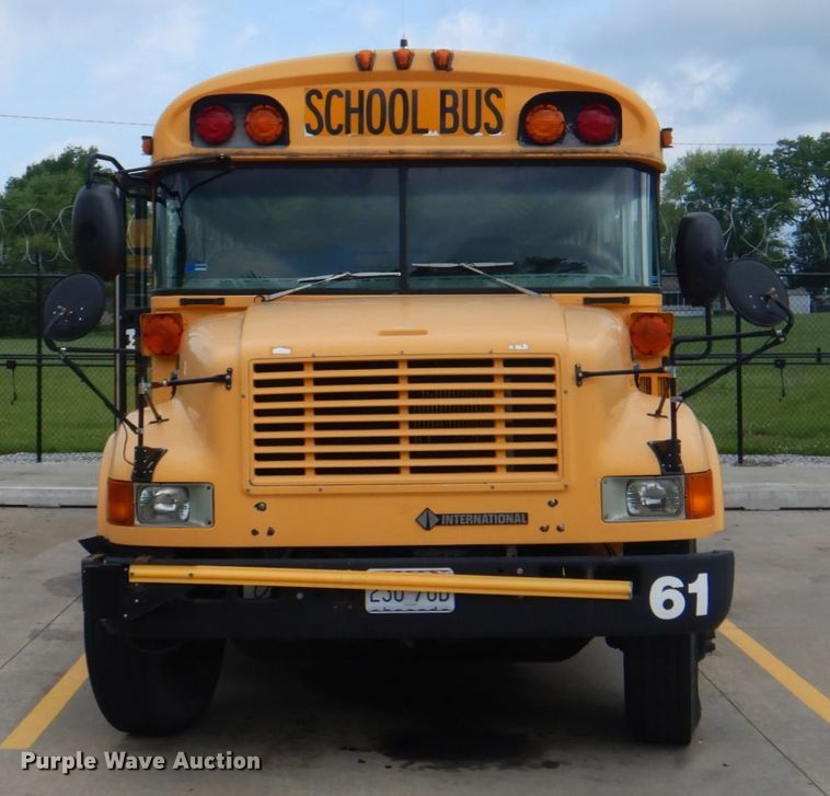 image for item JY9953 2003 International 3800  school bus