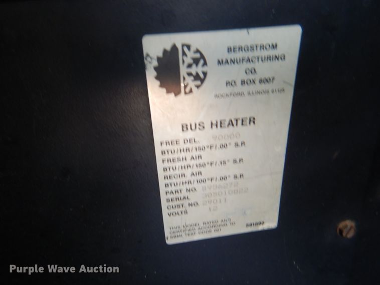 image for item JY9953 2003 International 3800  school bus