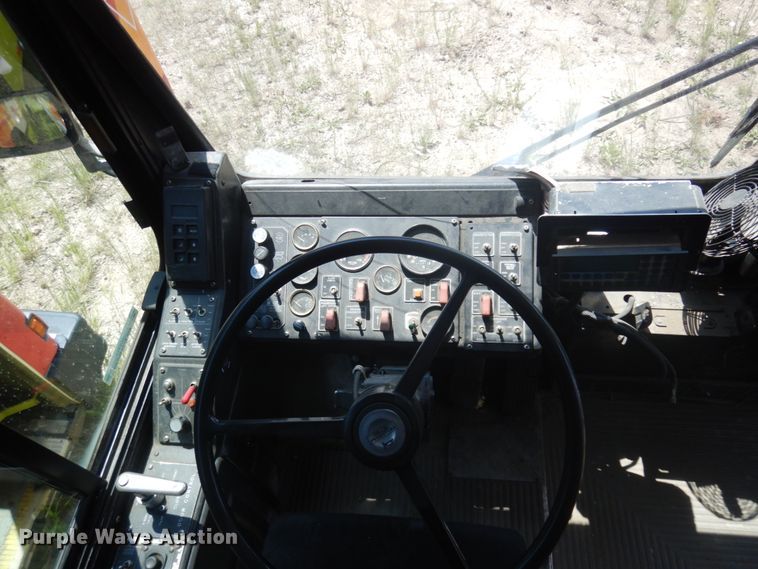 image for item JZ9901 1997 Gillig  transit bus