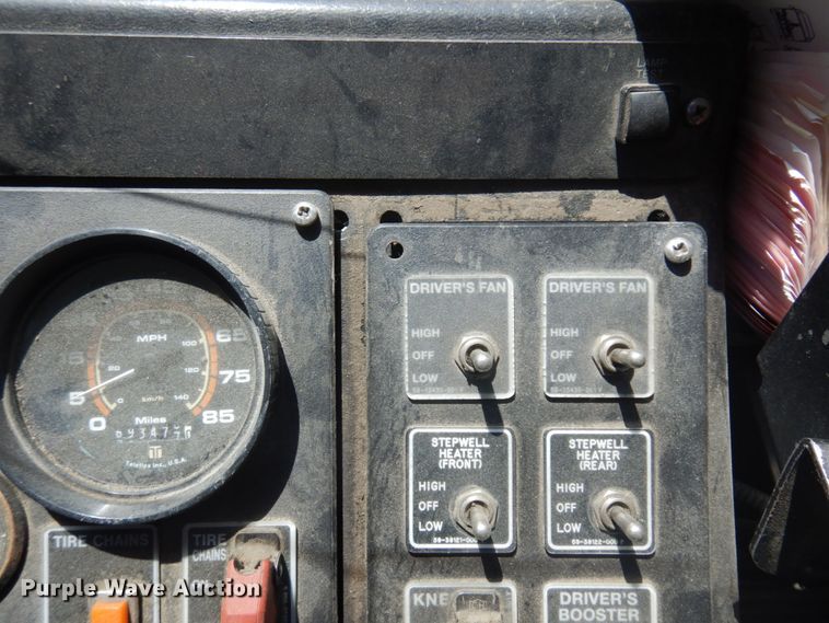 image for item JZ9901 1997 Gillig  transit bus