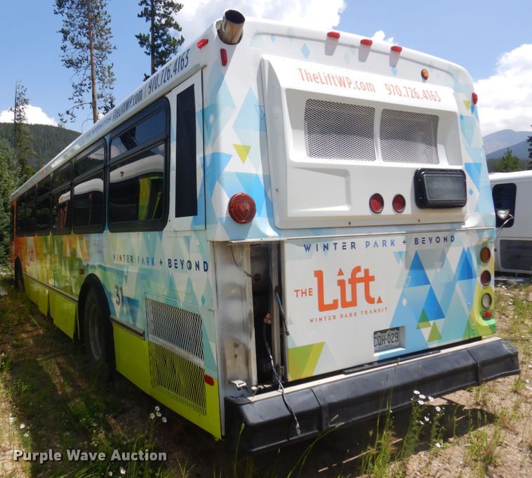 image for item JZ9903 2000 Orion  transit bus