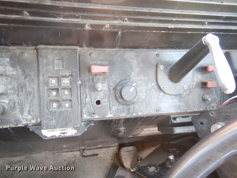 image for item JZ9903 2000 Orion  transit bus