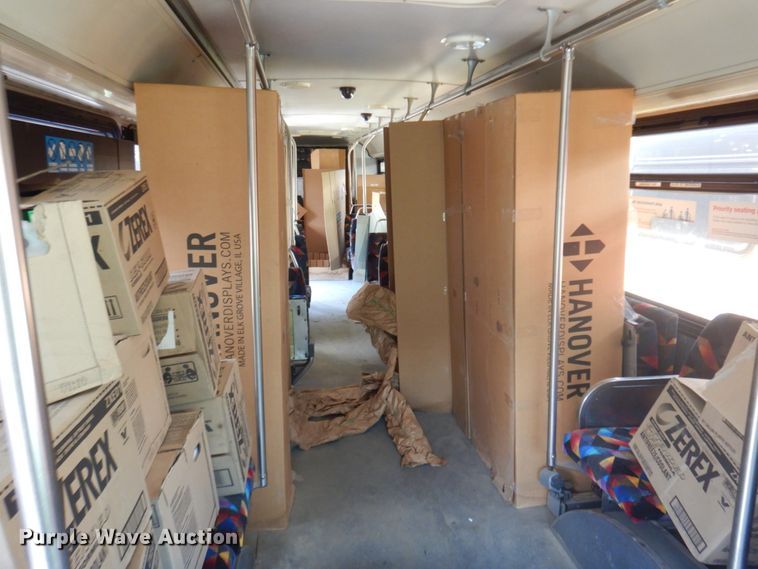 image for item JZ9903 2000 Orion  transit bus