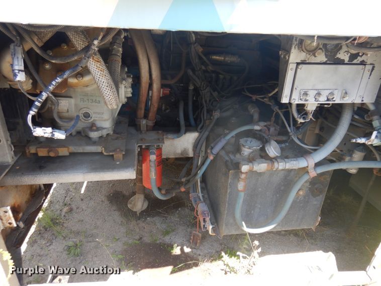 image for item JZ9903 2000 Orion  transit bus