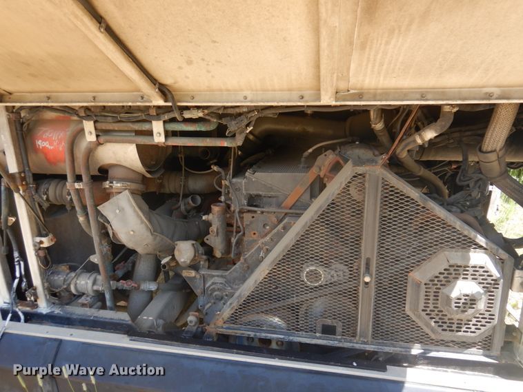 image for item JZ9903 2000 Orion  transit bus