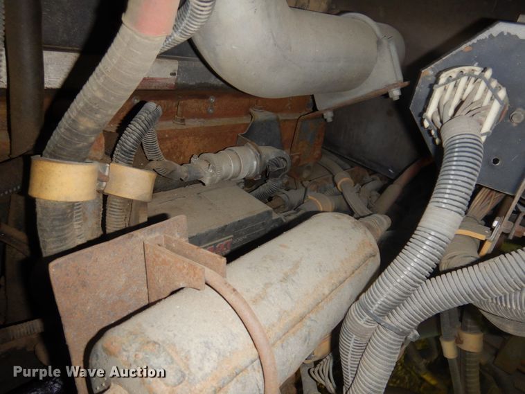 image for item JZ9904 1997 Gillig C21A096N4  transit bus