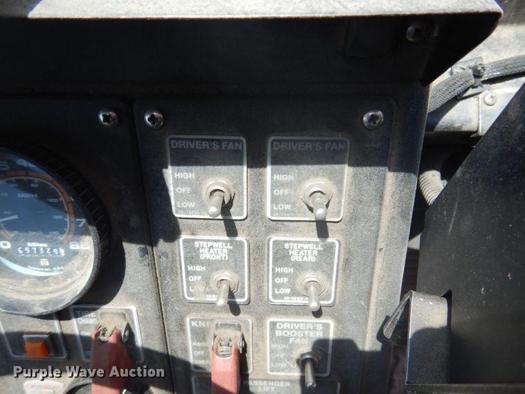 image for item JZ9905 1997 Gillig C21A096N4  transit bus