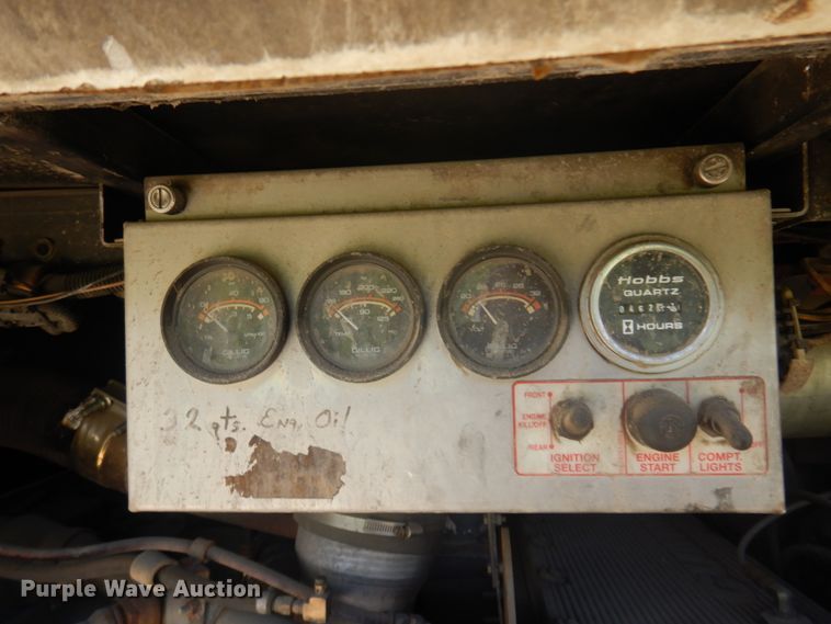 image for item JZ9905 1997 Gillig C21A096N4  transit bus