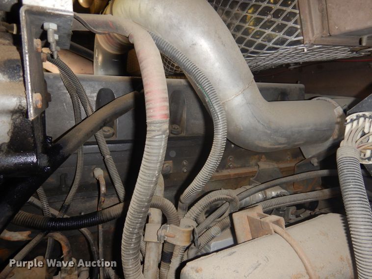 image for item JZ9905 1997 Gillig C21A096N4  transit bus