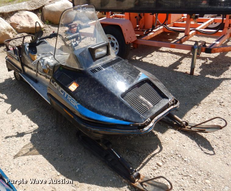 image for item JZ9910 1987 Polaris Longtrak  snow mobile