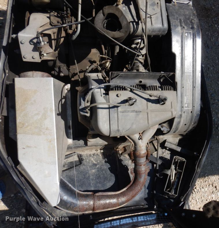 image for item JZ9910 1987 Polaris Longtrak  snow mobile