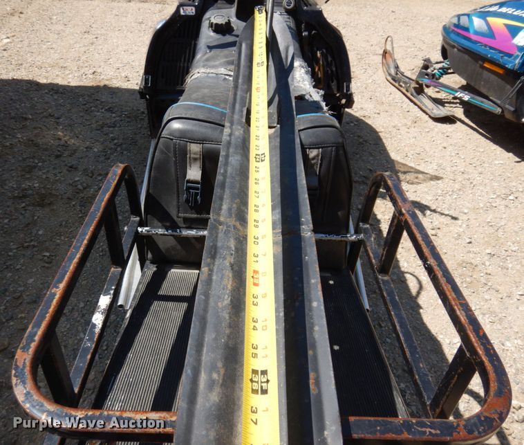 image for item JZ9910 1987 Polaris Longtrak  snow mobile