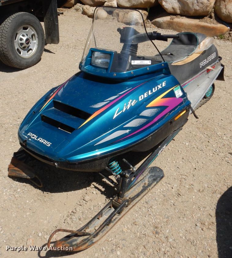 image for item JZ9911 1997 Polaris Lite Deluxe  snow mobile