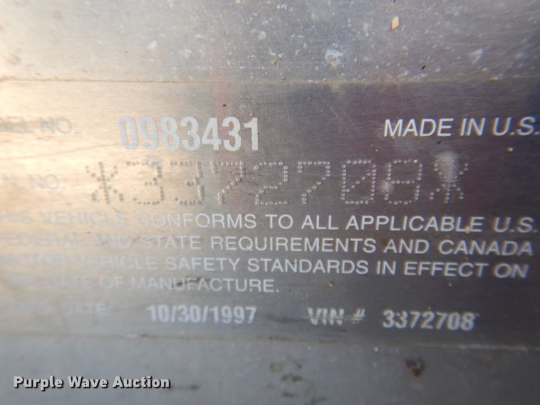 image for item JZ9911 1997 Polaris Lite Deluxe  snow mobile