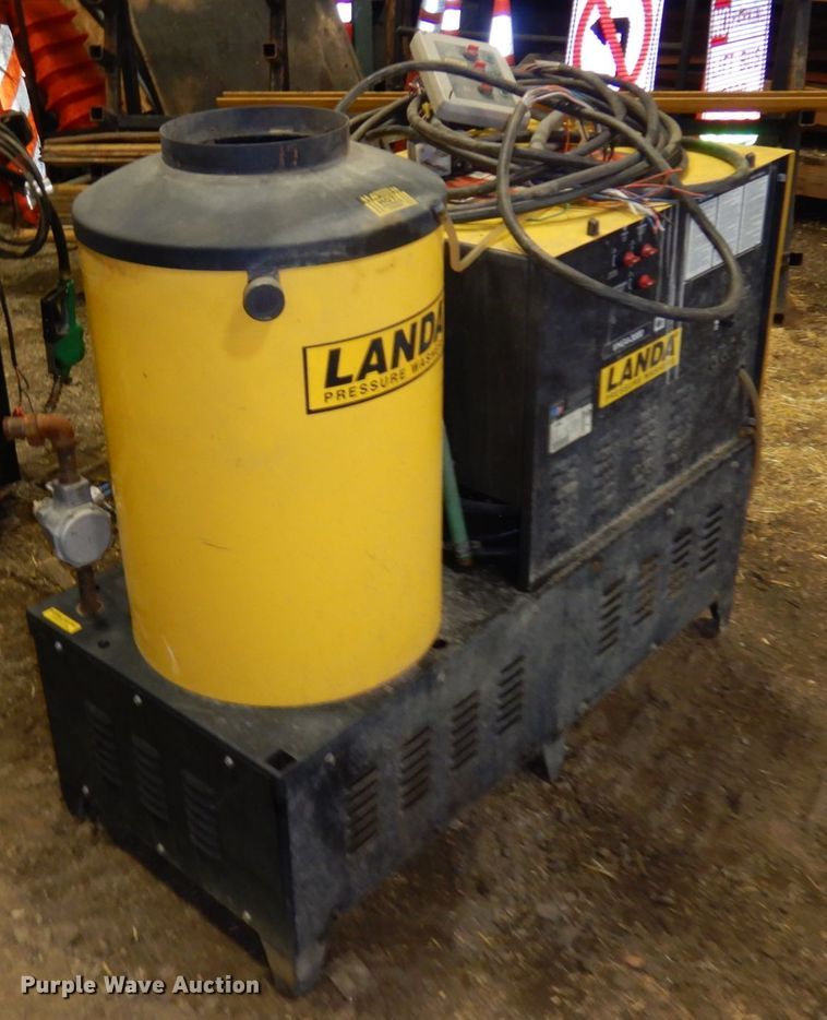 image for item JZ9912 Landa VHG4-3000A  pressure washer