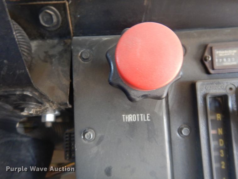 image for item JZ9988 1996 GMC B7  school bus