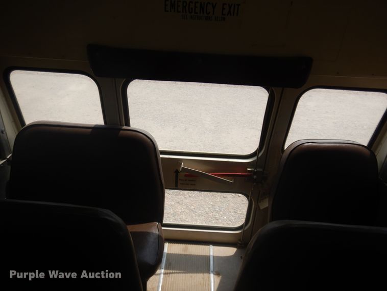 image for item JZ9988 1996 GMC B7  school bus