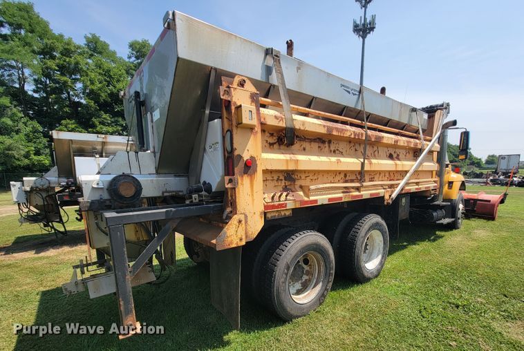 image for item KD9393 2006 International 7500  dump truck