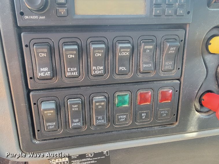 image for item KD9393 2006 International 7500  dump truck