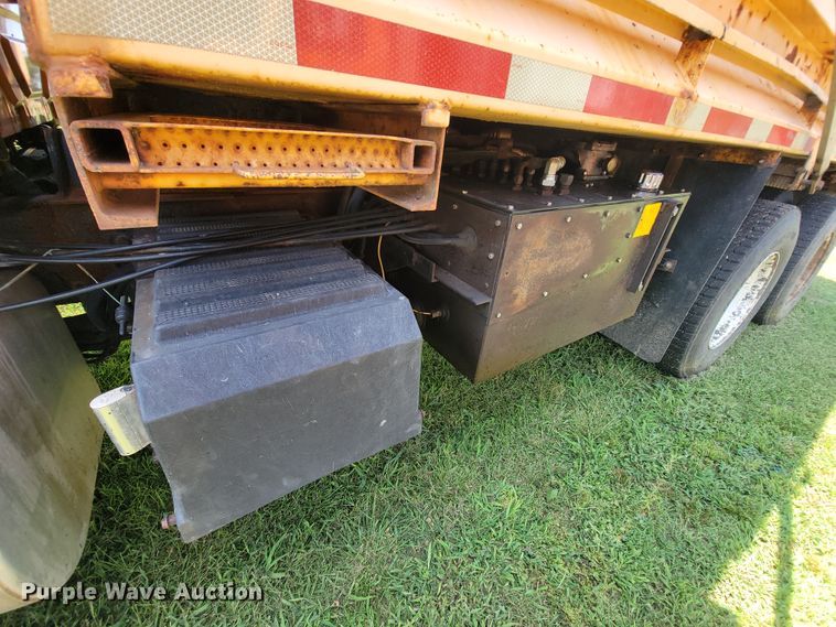 image for item KD9393 2006 International 7500  dump truck