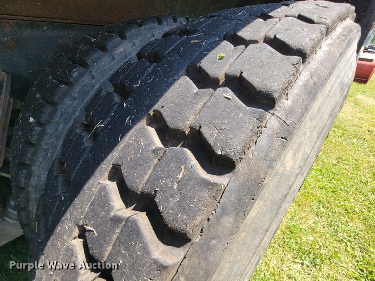 image for item KD9393 2006 International 7500  dump truck