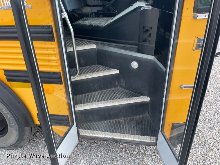 image for item KK9604 2000 Thomas  school bus