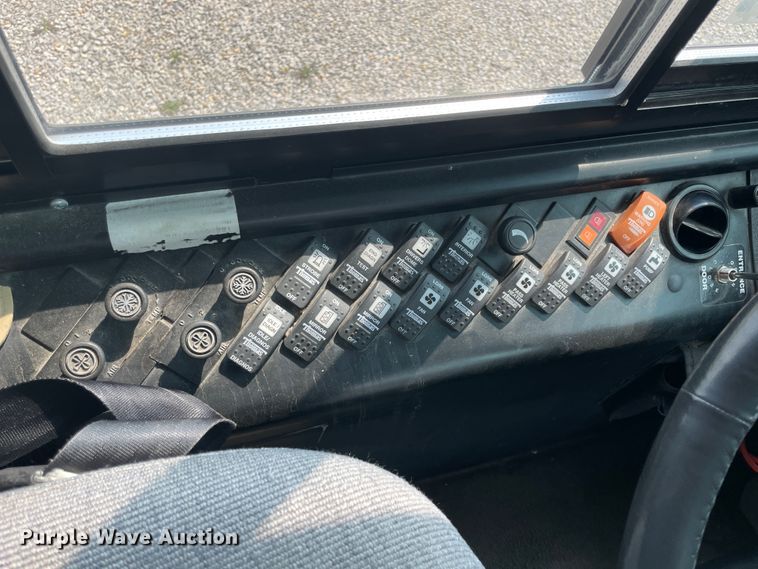 image for item KK9604 2000 Thomas  school bus