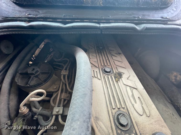 image for item KK9604 2000 Thomas  school bus