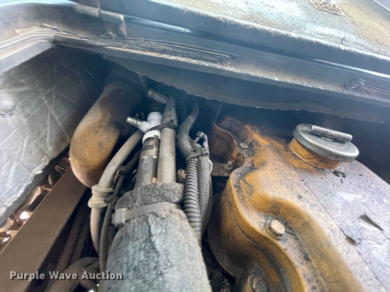 image for item KK9605 2004 Thomas  school bus