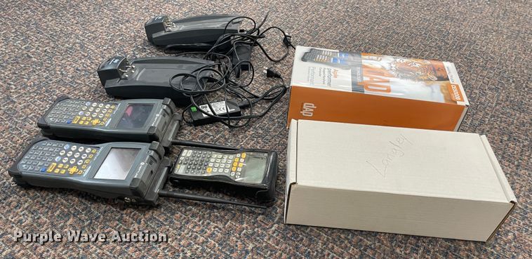 image for item KK9636 (3) Microflex CE500B handheld computers