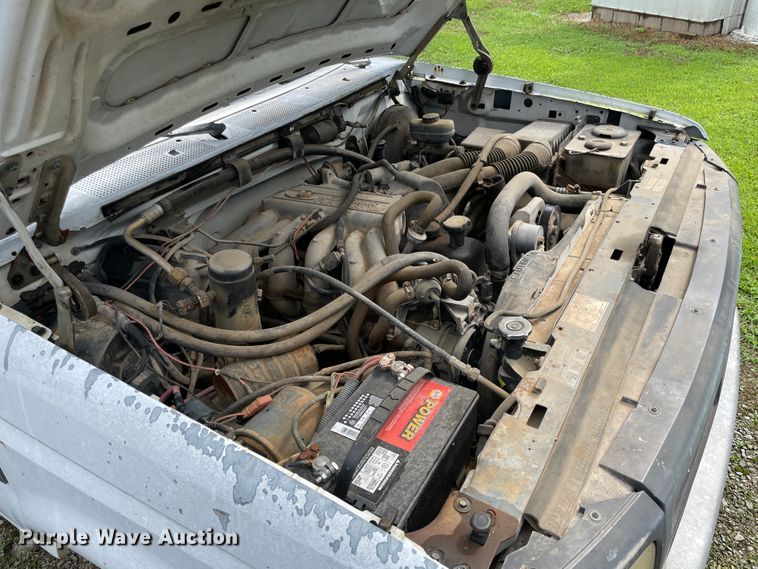 image for item KK9637 1993 Ford F150  pickup truck