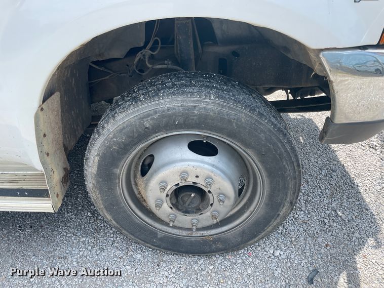 image for item KK9640 1999 Ford F550  dump flatbed truck