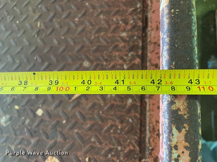 image for item KK9670 2002 Skyjack SJ4832  scissor lift